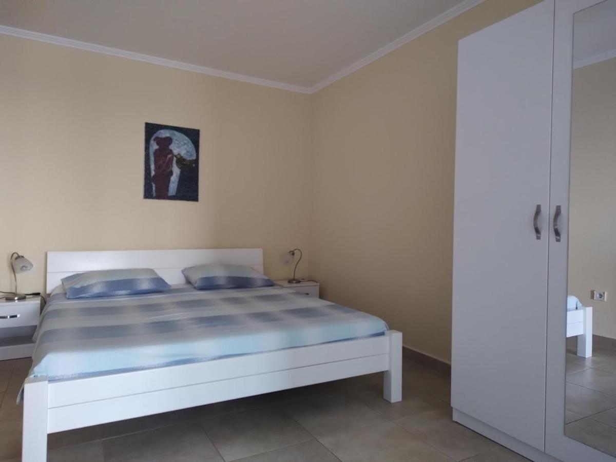Apartment Oliva Lozica *