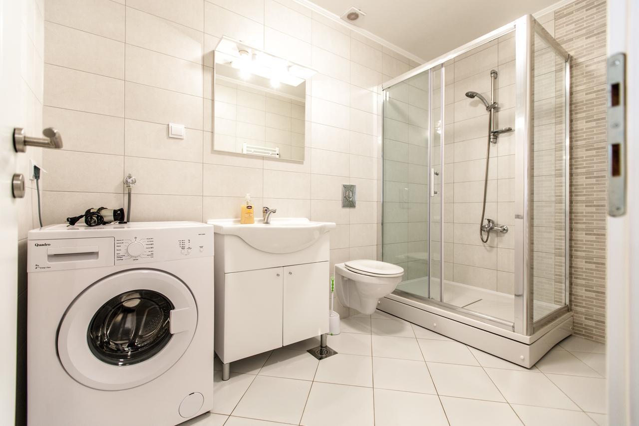Oliva Lozica Apartment *